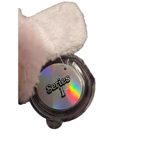 Na! Na! Na! Surprise Doll 9" Aubrey Heart Bunny Series 1 MGA Entertainment - Picture 4 of 8